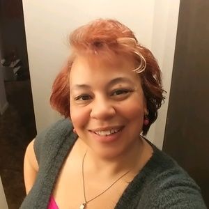 Meet your Posher, Angie